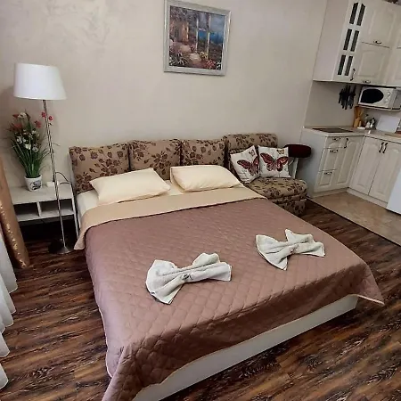 студио прованс лариса Apartman